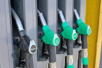 de ce se scumpesc carburantii la pompa cand petrolul se ieftineste pe piete cazul unic al romaniei 6a3a264d585f0