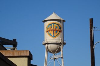 departamentului de justitie al sua aproba preluarea warner bros de catre paramount pentru 111 miliarde de dolari 6a37cb0f97095