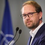 dominic fritz se doreste refacerea guvernului ciolacu ciuca care a crescut deficitul noi nu vom gira asa ceva 6a3541d83a9bd