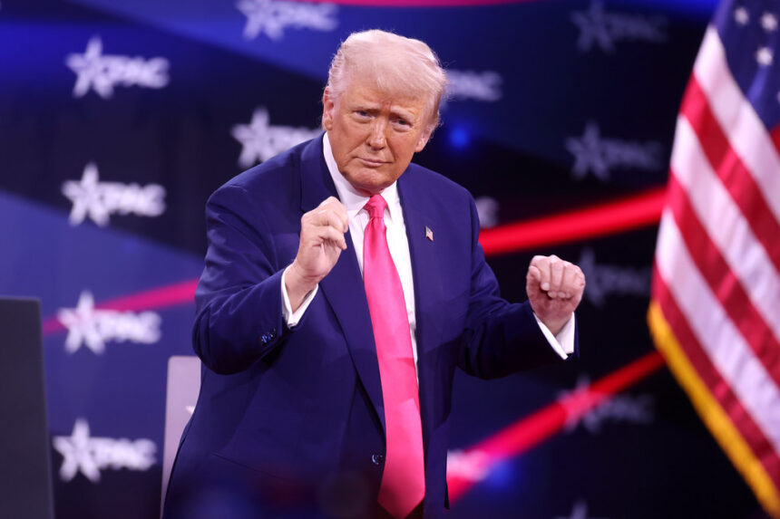 donald trump spune ca ar putea sa reintroduca in scurt timp sanctiuni impotriva exporturilor de petrol rusesc 6a3519f814e40