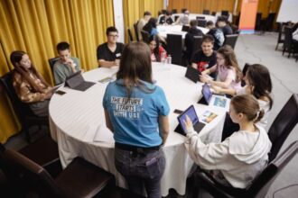 educatie in it uipath foundation lanseaza primul curriculum de literatie in ai dezvoltat special pentru sistemul public de educatie din romania 6a3ba1fb03b1a