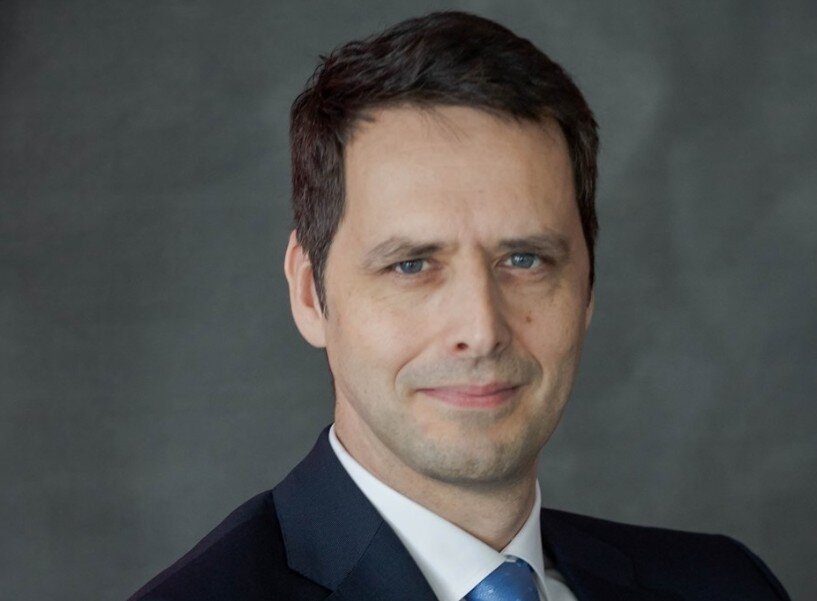 factura finala de energie de acasa ar putea scadea cu pana la 25 daca distribuitorilor li se permite sa investeasca in plus un miliard de ero pe an in retele volker raffel e on 6a379cda996af