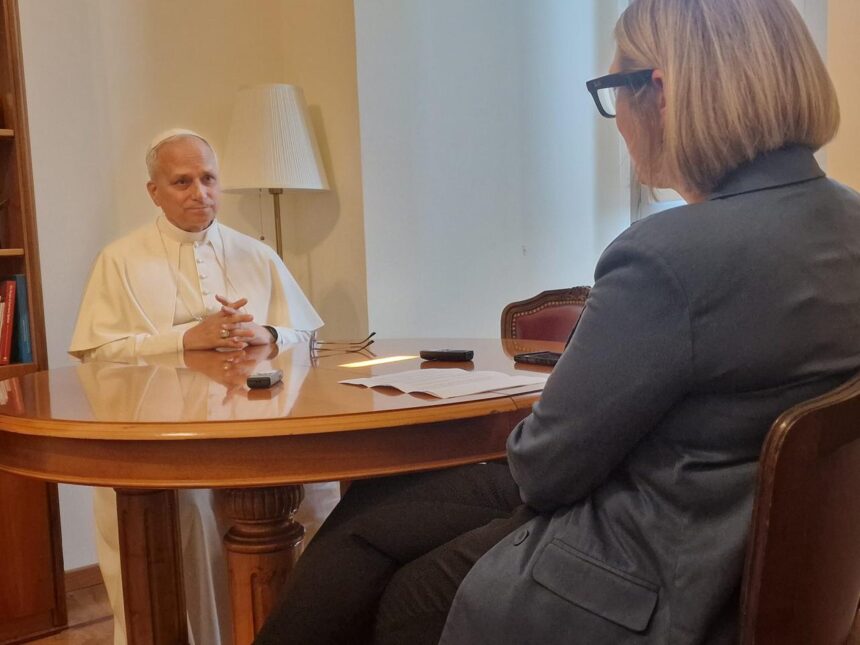mediul digital sporeste indiferenta fata de cei saraci afirma papa leon al xiv lea 6a3559360d75d