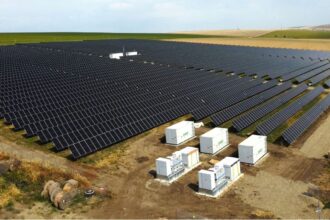 petrom investeste intr un parc fotovoltaic urias cu stocare in bulgaria parteneriat cu enery 6a37a775084fd
