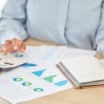 salariul minim creste la 4 325 de lei brut de maine 1 iulie valoarea punctului amenda se majoreaza asigurarea optionala la pensie se scumpeste dar nu si cea optionala la sanatate 6a43ed6e0bb50