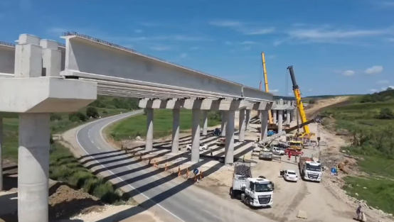 video autostrada a3 transilvania montarea grinzilor la cel mai lung viaduct din romania aproape finalizata 6a3be84c2c15d