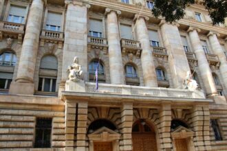 banca nationala a ungariei a scazut rata dobanzii de referinta 6a5faafb8f401
