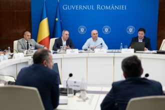 bolojan nu vor fi probleme in aprovizionarea cu carburanti in urmatoarele doua sapamani rompetrol care se aprovizioneaza din kazahstan cauta variante alternative de transport a titeiului 6a625c08e9649