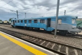 foto automotorul nemuritor cfr calatori nevoit sa reintroduca pe o ruta tren malaxa vechi de 80 de ani 6a53953f4d517