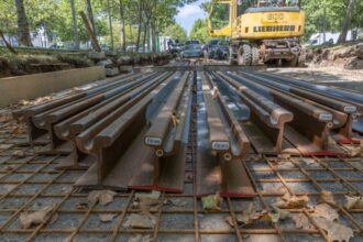 foto primaria bucuresti a inceput montarea sinelor de tramvai pe cel mai lung lot de 18 kilometri 6a675bbaad631