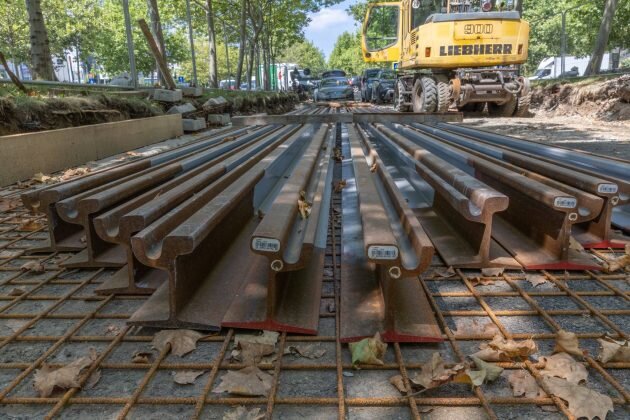 foto primaria bucuresti a inceput montarea sinelor de tramvai pe cel mai lung lot de 18 kilometri 6a675bbaad631