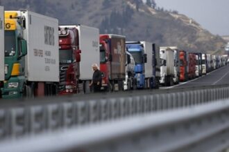 impactul crizei petrolului grecia aloca zeci de milioane de euro pentru stabilizarea lanturilor logistice 6a66346847a65