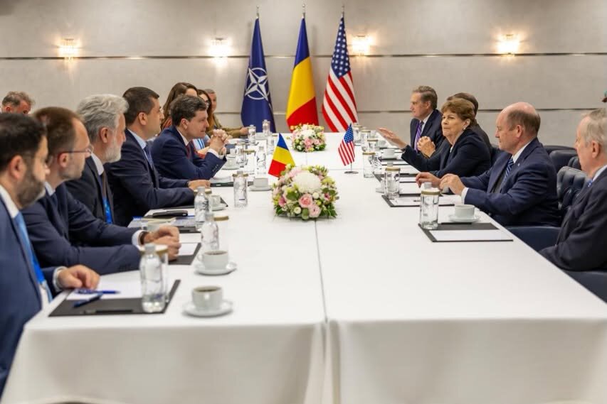 nicusor dan s a intalnit cu delegatia congresului sua la summitul nato de la ankara 6a4d28281e22f