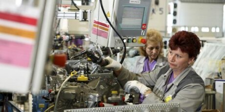 numarul comenzilor noi din industria prelucratoare s a diminuat cu 36 in perioada ianuarie mai 2026 statistica 6a61cf6a7f7ec