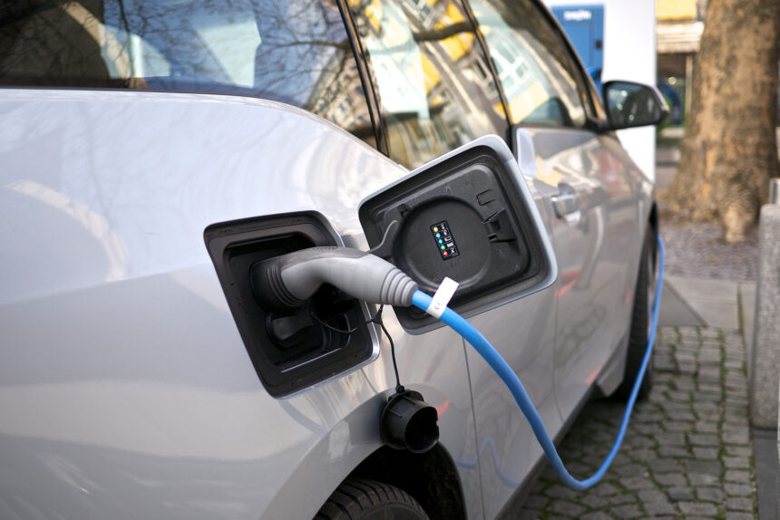 penuria de combustibili din rusia ca urmare a atacurilor ucrainene a dus la o explozie a cererilor de masini electrice 6a46ba9a000bb