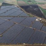 proiectul energetic dezvoltat initial de nepotul lui ciolacu incepe productia este primul proiect hibrid solar cu baterie al grecilor de la more si prima lor centrala electrica din afara greciei 6a4c009ce3cf7