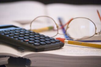 rosu pentru romania la investitiile straine si datoria externa date bnr pentru primele cinci luni din 2026 date oficiale bnr 6a575f850ad6e
