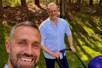 scandal politic in germania jens spahn un aliat al cancelarului merz demisioneaza de la conducerea grupului crestin democrat din bundestag dupa ce a devenit tata prin intermediul unei mame surogat 6a5b8c5ca845f