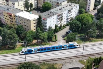 trenul metropolitan de 15 mld lei de la brasov primaria a depus cererea de finantare cum va arata si pe unde vor circula ramele electrice pe baterii 6a4b901cd2218