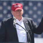 trump ameninta ca va bombarda misteriosul munte al tarnacopului in care se banuieste ca se afla un important complex militar iranian 6a56624ee5701