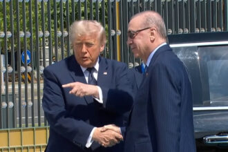 trump ordona ruperea relatiilor comerciale ale sua cu spania si spune ca ramane de vazut ce se va intampla in relatia cu ue 6a4e877889749