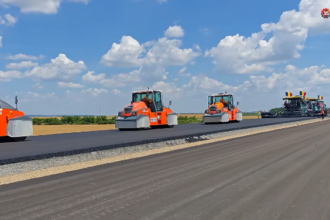 video autostrada din romania unde se asfalteaza zilnic cate 15 kilometri pe o cale 6a674da8eb945