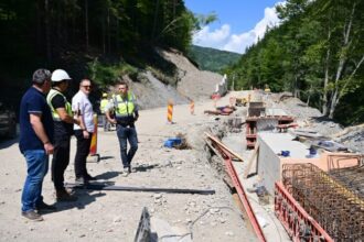 autostrada din valea doftanei constructii erbasu a ajuns la un stadiu de 23 la drumul judetean care leaga prahova de brasov 6a8dcf7a4b581
