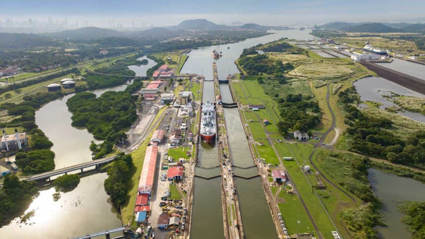 canal panama traficul va fi redus din cauza fenomenului meteo el nino 6a87eec7ae3eb