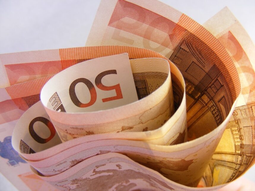 cresc dobanzile bce vrea majorarea lor din cauza razboiului din iran si inflatia din zona euro 6a8eb07a616b4