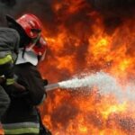 incendiu puternic in portul midia o nava a luat foc video 6a87e0b592307