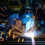industrie numarul comezilor noi din sectorul de prelucrare a scazut cu 3 in primele sase luni ins 6a8d42df66db8