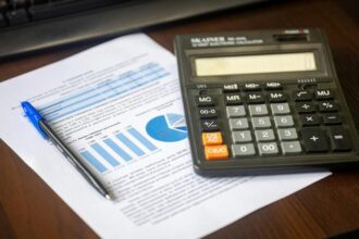 infocons a lansat centrul de protectia consumatorilor in domeniul energiei asociatia ofera consultanta pentru depunerea sesizarilor si ofera informatii clientilor 6a8021f14c641