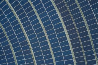 proiectul gigant de la parau 2 brasov centrala fotovoltaica de 342 mwp si baterii de 150 mw econergy a semnat acorduri de finantare de 229 mil euro cu un consortiu format din berd bstdb 6a7edea5ca2b7