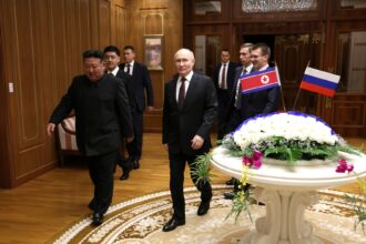 putin spune ca rusia si coreea de nord isi coordoneaza eforturile pentru a asigura securitatea si stabilitatea regionala intr un mesaj transmis catre kim jong un 6a8021e8ca63b
