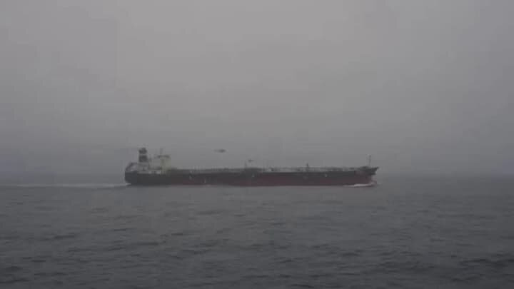 stramtoarea ormuz doar sapte nave au trecut joi prin culoar petrolul s a scumpit 6a87c4857a372
