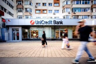 antreprenorii pot sa si deschida conturi de companie direct de pe telefon prin aplicatia business mobile de la unicredit bank 6ada00bc8928c