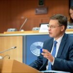 comisia europeana respinge impunerea unui impozit comun in ue asupra profiturilor exceptionale realizate de companiile energetice idee sustinuta de mai multe state puternice ale blocului comunitar 6ac8f975e97ce