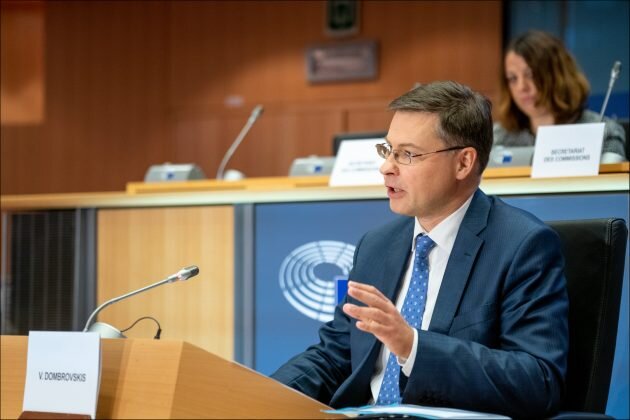 comisia europeana respinge impunerea unui impozit comun in ue asupra profiturilor exceptionale realizate de companiile energetice idee sustinuta de mai multe state puternice ale blocului comunitar 6ac8f975e97ce