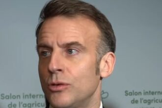 furie si rusine emmanuel macron rupe tacerea dupa protestele sangeroase din franta aproape 2 400 de persoane arestate si mii de afaceri devastate 6ad51d4642022