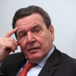 gerhard schroder mai primeste un post de conducere intr o companie ruseasca fostul cancelar german a fost numit in consiliul de supraveghere al lantului de retail globus 6abfcc497421e