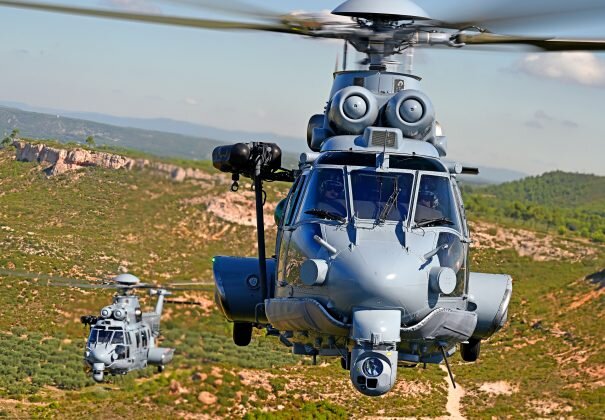 guvernul a semnat un contract pentru achizitia a 12 elicoptere airbus h225m in valoare de peste 750 mil euro 6ac62c7130f9e