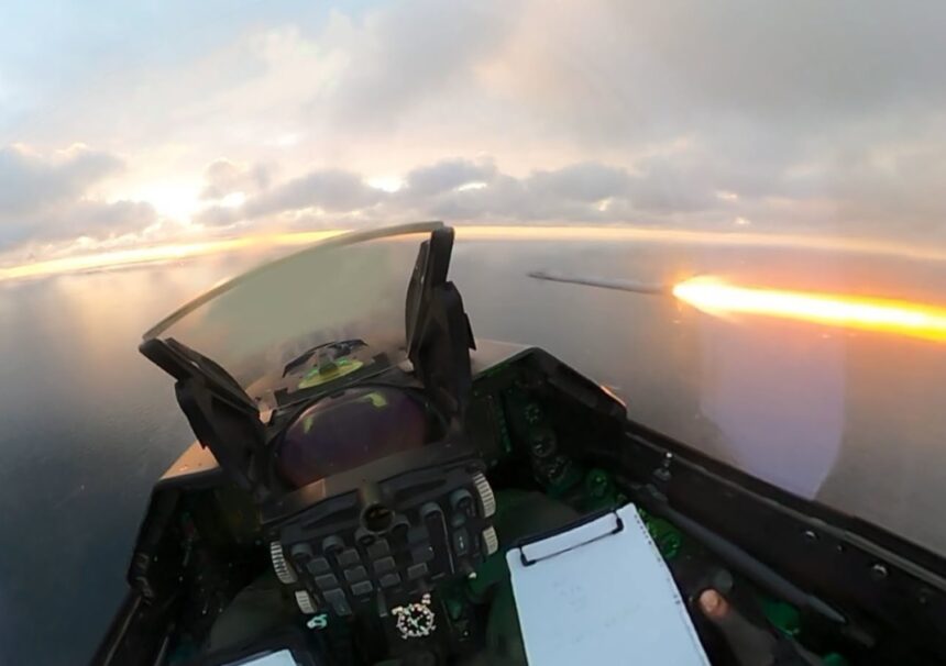 imagini spectaculoase din avioanele f16 care au doborat ieri seara dronele deasupra romaniei 6ad482b2b5c4d