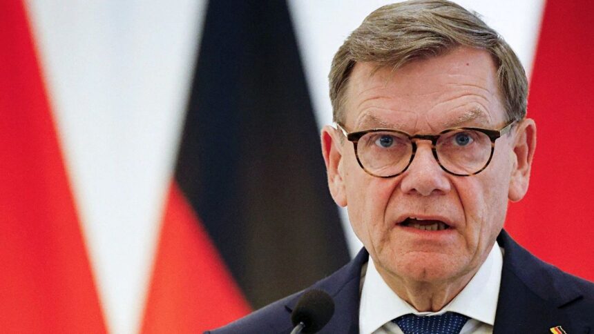 ministrul german de externe johann wadephul indeamna statele din europa si sudul global sa puna mai multa presiune pe rusia pentru ca aceasta sa renunte la blocada impusa exportului de cereale din uc 6abfe861cb112