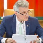 ministrul propus pentru economie daniel zamfir crede ca posta romana poate sa faca mai mult profit si anunta o posibila schimbare a conducerii primul as va fi un audit al companiei 6ad6367e4d2bb