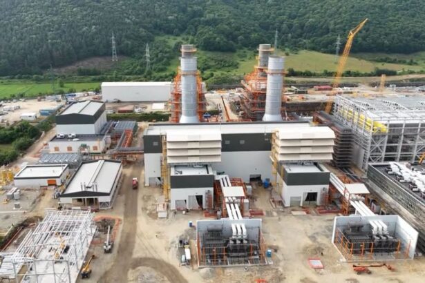 noua centrala electrica de la mintia a livrat azi energie in sistemul energetic national pentru prima data centrala este in probe 6ad0b8343abad