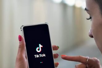 patronul politico si the telegraph vrea sa cumpere divizia europeana a tiktok media 6ad9e3fec555b