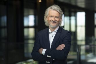 polonezii de la symfonia group activi si in romania intra pe piata austriaca a software ului pentru consultanta fiscala prin achizitia dvo software 6acd094f2e537