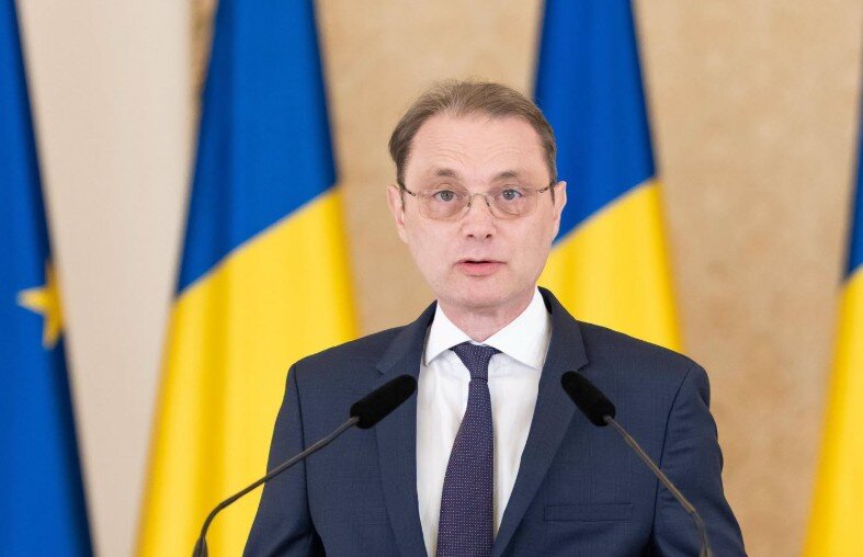 premierul luca niculescu se intalneste azi cu isarescu la bnr apoi cu reprezentantii mediului de afaceri 6adef280b14f8