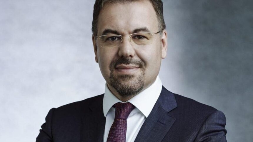 prim viceguvernatorul bnr lanseaza conceptul care arata cum putem ajunge in scenariul terminator leonardo badea si decalajul lui azazel in ai 6ad740fb4356c