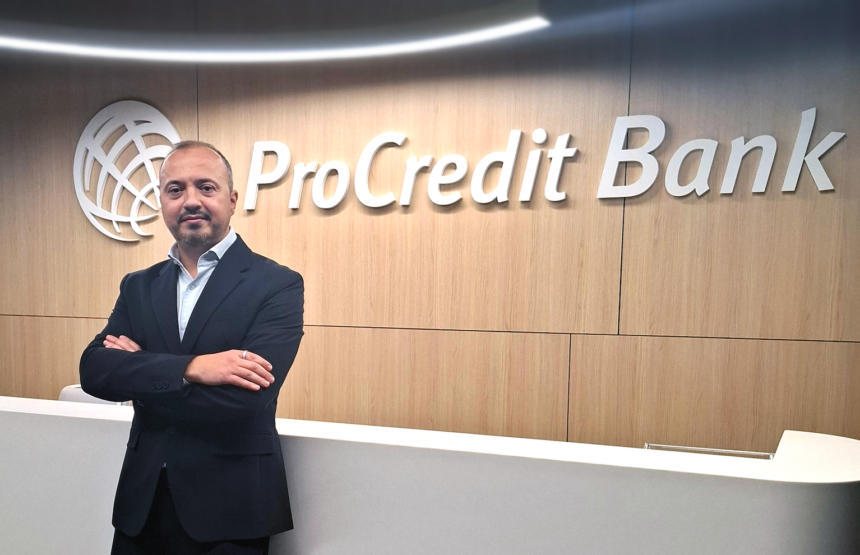 procredit bank il numeste pe viorel vasile in functia de management consultant pana la confirmarea de catre bnr pentru pozitia de director general adjunct pentru retail 6ae213f8ce04b